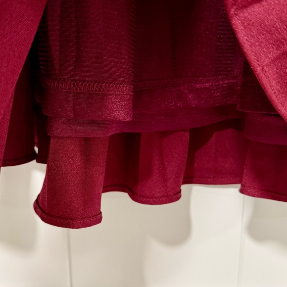 ✨ Grace Karin Chiffon Pleated Skirt - Burgundy - Size M ✨ - Picture 4 of 5